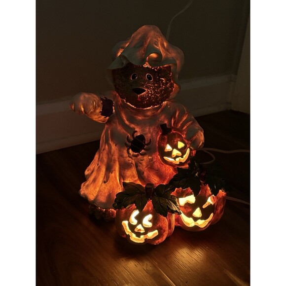 Halloween Light Up Teddy Bear With Pumpkins Vintage 2000 Resin - Picture 2 of 9